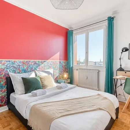 Ps4 Pour Longs Séjours - Parenthèse Chic&spacieuse à - 4 Chambres, Balcon, Parking Gratuit * Angers