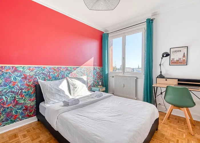 Super 8 - 8 Personnes - 4 - Ideal Groupes Et Professionnels - Parking - Wifi * Angers