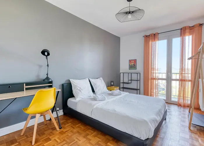 דירה Ps4 Pour Longs Sejours - Parenthese Chic & Spacieuse A Angers - 4 Chambres, Balcon, Parking Gratuit אנז'ה